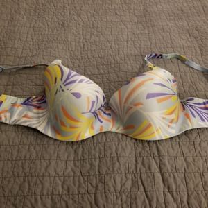Cute multicolored silky lift up bra